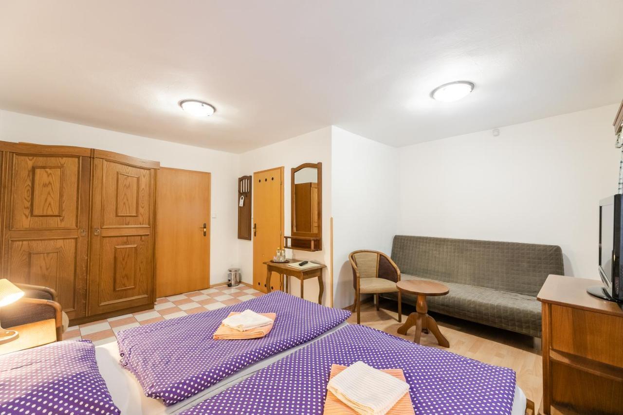 Hotel Perla Jizery Josefŭv Dŭl Exterior foto
